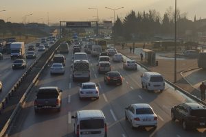 Bursa'da İzmir Yolu ve Acemler'deki d&uuml;ğ&uuml;m &ccedil;&ouml;z&uuml;lecek