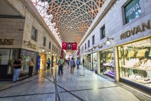 Bursa'daki &ccedil;arşılarda sıra işleyişte