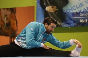 D&uuml;nya şampiyonu kariyerini zirvede noktalayacak