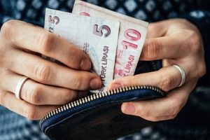Asgari &uuml;crette 2017'den itibaren ge&ccedil;erli olacak miktar