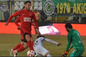 &Uuml;mraniyespor'dan, Akhisar'a b&uuml;y&uuml;k s&uuml;rpriz!