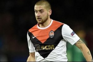 Beşiktaş Yaroslav Rakitsky'i bitirmek &uuml;zere