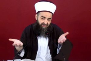 C&uuml;bbeli Ahmet'ten dikkat &ccedil;eken 'yılbaşı' yorumu
