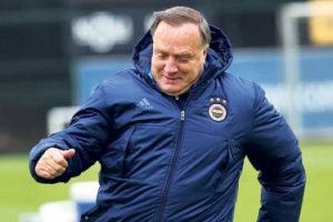 Advocaat disiplinden taviz vermiyor