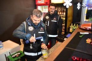 Adana'da asayiş ve ka&ccedil;ak i&ccedil;ki uygulaması