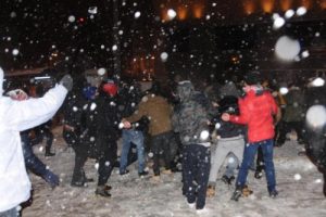 Eskişehir'de kartopu savaşı