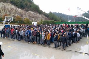 Bursa'da gıyabi cenaze namazı sonrası Halep'e yardım g&ouml;nderildi