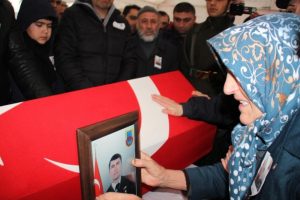 Şehit uzman &ccedil;avuş, son yolculuğuna uğurlandı