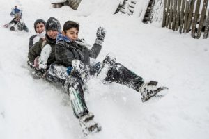 Bursa'da yarın 30 Aralık Cuma okullar hangi il&ccedil;elerde tatil edildi?