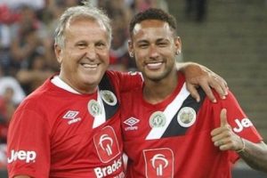Zico ve Neymar aynı takımda!