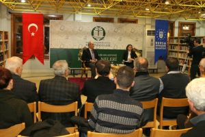 Başkan Altepe tecr&uuml;belerini Bursalılarla paylaştı