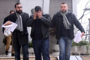 Bursa'da yakalanan dolandırıcı, diğer su&ccedil;larını da itiraf etti