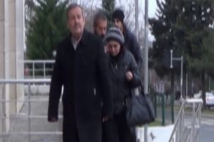 Yaşlı kadını dolandırmak isteyen zanlıya su&ccedil;&uuml;st&uuml;