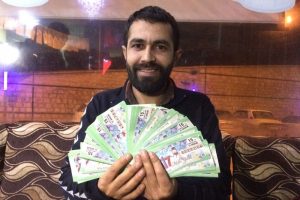 Sayısal Loto'dan &ccedil;ıkan parayla 320 bilet aldı