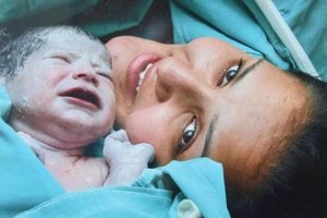 Sezaryen doğumda unutulan sargı bezi davasında doktor konuştu!