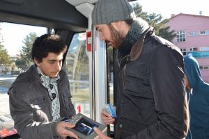 Okumaya teşvik i&ccedil;in kitap hediye ettiler