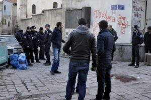 Gaziantep'te T&uuml;rk&ccedil;&uuml;ler Ocağı Başkanı bı&ccedil;akla yaralandı