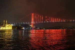 "Reina saldırısına en g&uuml;zel cevap T&uuml;rkiye'de tatil"