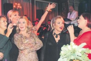 Hem yeni yıla hem 55 yaşına girdi