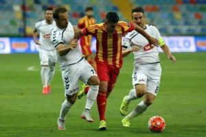 Bursaspor'da g&uuml;ndem Chebake, Mendy ve Deniz T&uuml;r&uuml;&ccedil;...