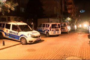 İstanbul polisi ter&ouml;risti yakalamak i&ccedil;in harekete ge&ccedil;ti