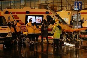 İstanbul'daki ter&ouml;r saldırısında yaralanan 32 kişinin tedavisi s&uuml;r&uuml;yor