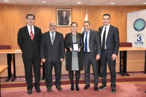 Bursa'da geleceğin İK'cıları sertifikalarını aldı