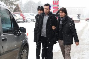 Elazığ merkezli 7 ilde FET&Ouml;/PDY operasyonu: 11 g&ouml;zaltı