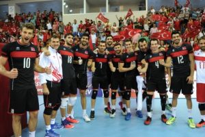 Voleybol milli takımları Milenkoski ve Guedetti'ye emanet