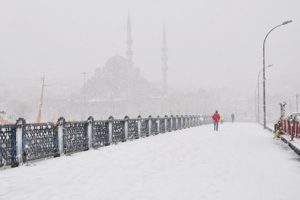 İstanbul ve Ankara'ya yeniden kar geliyor