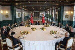 Yasama, y&uuml;r&uuml;tme, yargı temsilcileriyle bir araya geldi