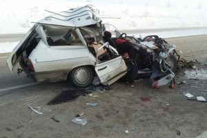 Afyonkarahisar'da feci kaza: 2 &ouml;l&uuml;
