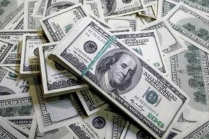 Dolar fiyatları 3.60 TL'yi aşarak yeni rekorunu kırdı
