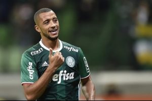 Galatasaray Vitor Hugo i&ccedil;in masada!