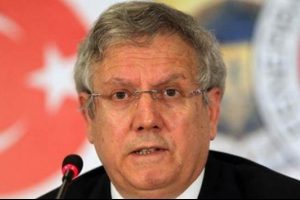 Aziz Yıldırım TRT muhabirine y&uuml;klendi!