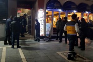 Tamir ettiği kombiden sızan gazdan zehirlenerek &ouml;ld&uuml;
