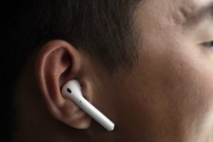 AirPods kulaklık pil sorunu i&ccedil;in &ccedil;&ouml;z&uuml;m bulundu