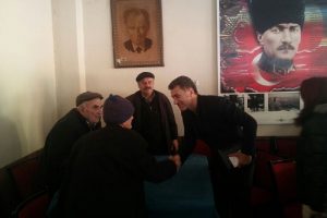 CHP Bursa Milletvekili Sarıbal Mudanya'da zeytincilere sahip &ccedil;ıktı