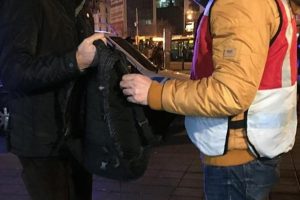 Sosyal medyada 'D&ouml;v&uuml;şe 5 kala' mesajnı paylaşan zanlı g&ouml;zaltına alındı