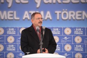 Sur'un yeniden inşaası i&ccedil;in temel atma t&ouml;reni