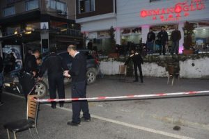 İstanbul'da kebap&ccedil;ıya silahlı saldırı d&uuml;zenlendi! 1'i ağır 2 yaralı