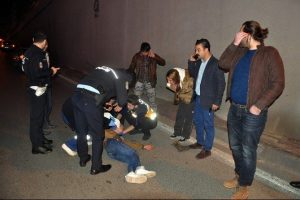 Gen&ccedil; kızın alt ge&ccedil;it korkuluklarında intihar girişimi