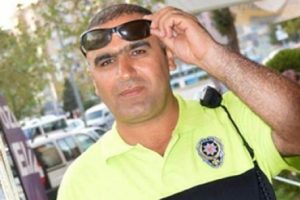 Kahraman polis memuru Fethi Sekin şehit oldu, al&ccedil;akların hain planını &ouml;nledi!