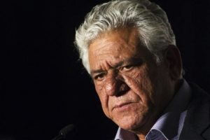 &Uuml;nl&uuml; akt&ouml;r Om Puri hayatını kaybetti