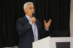 Bursa Nil&uuml;fer Belediye Başkanı Bozbey: Hedefi olanlar bir yere varabilir