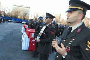 &Ccedil;orum'da kazada şehit olan 2 asker t&ouml;renle uğurlandı
