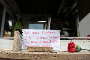 İzmir'deki patlama noktasına anlamlı not
