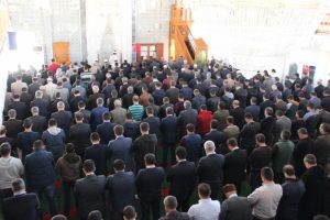 Diyanet'ten 'ter&ouml;re karşı birlik' konulu cuma hutbesi