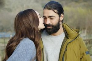 Birce Akalay'dan ilgin&ccedil; paylaşım