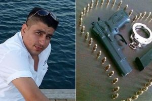 Firari katil Facebook'tan kelep&ccedil;e ve silah fotoğrafı paylaşmış